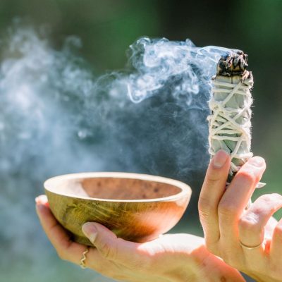 Pangera-Rauhnächte-räuchern