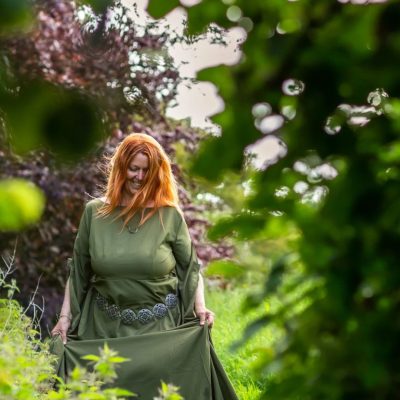 Pangera - Sabine Peinsipp - Hintergrund quadratisch- Mutterwunde heilen