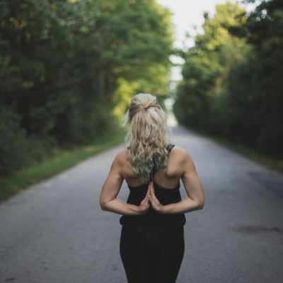 Rückenübung gegen Rückenschmerzen